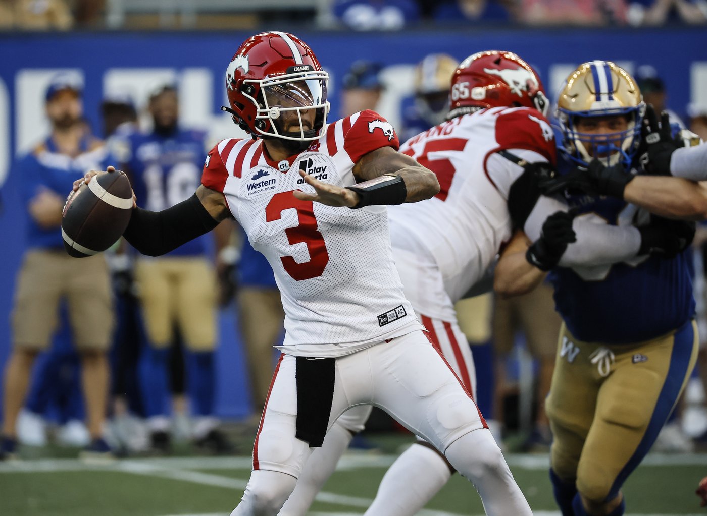 Adams Jr., Jefferson, and Stampeders' offensive line take monthly CFL honours | iNFOnews.ca Adams Jr., Jefferson, and Stampeders' offensive line take monthly CFL honours | iNFOnews.ca