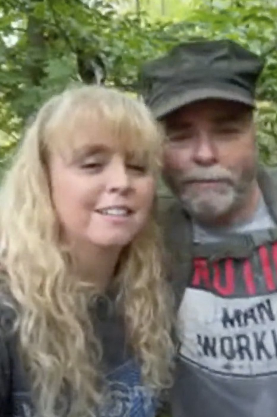 A couple found the Kentucky highway shooter's remains by being bounty hunters for a week, they say | iNFOnews.ca A couple found the Kentucky highway shooter's remains by being bounty hunters for a week, they say | iNFOnews.ca