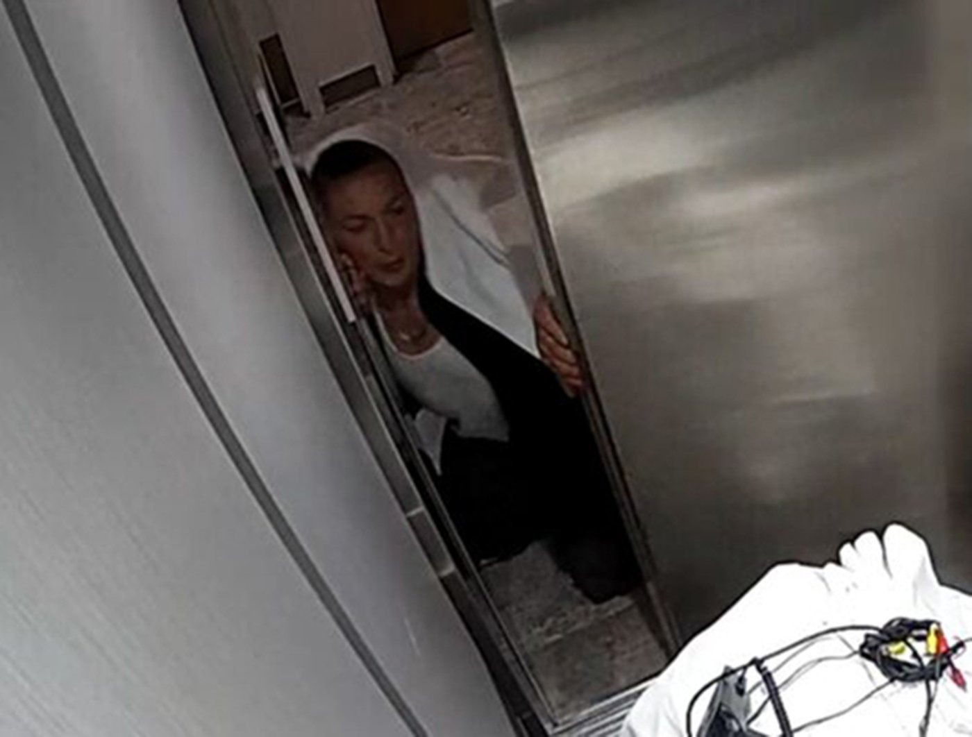 Sheet-covered thieves in ghostly getaway at B.C. care home | iNFOnews.ca Sheet-covered thieves in ghostly getaway at B.C. care home | iNFOnews.ca