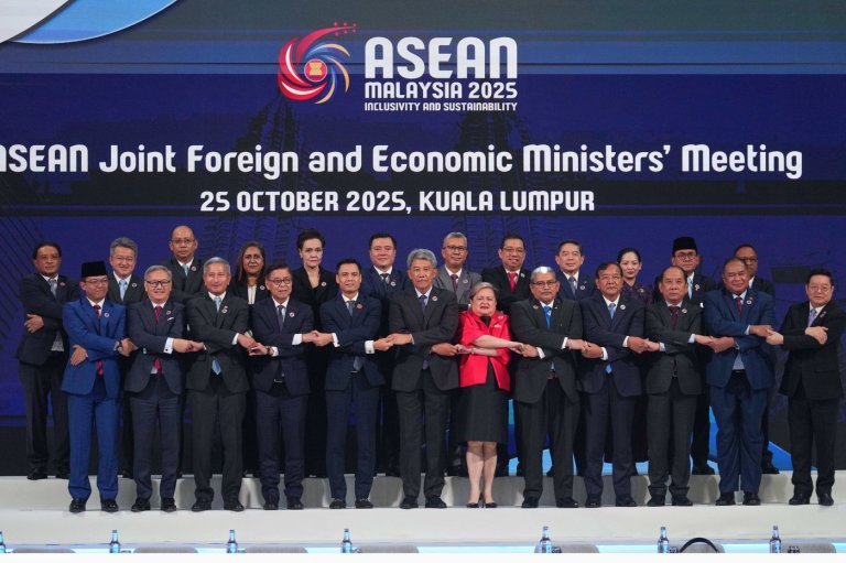 East Timor formally admitted to ASEAN in the group’s first expansion since the 1990s | iNFOnews.ca East Timor formally admitted to ASEAN in the group’s first expansion since the 1990s | iNFOnews.ca