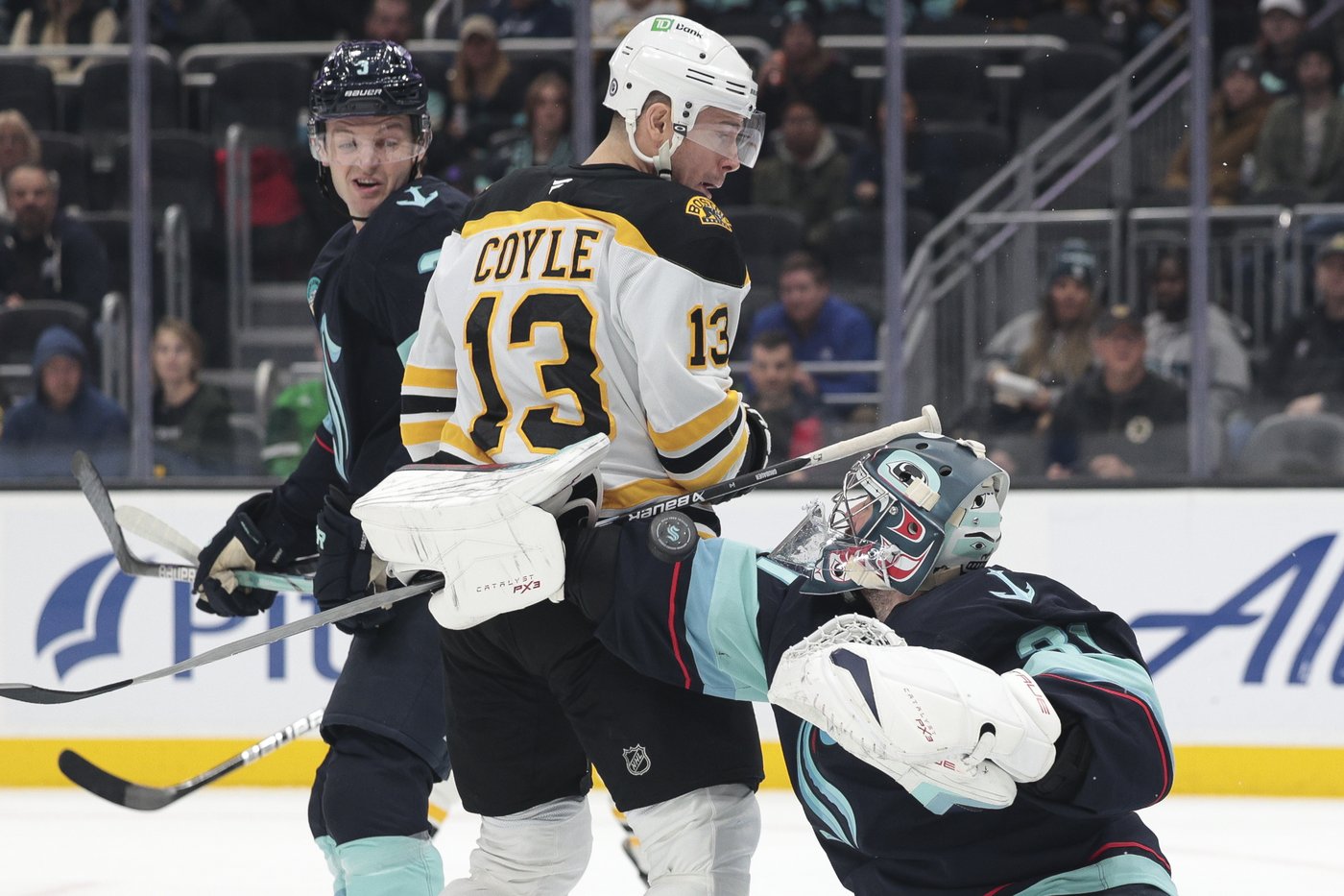 Bjorkstrand scores twice for Kraken in 5-1 win over Bruins | iNFOnews.ca