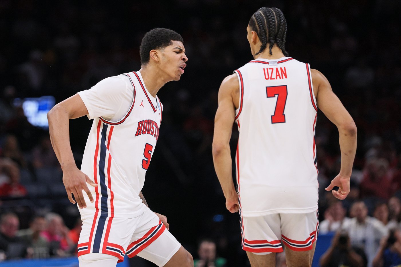 Sharp and Cenac lead No. 2 seed Houston into the Sweet 16 with a 88-57 blowout of Texas A&M | iNFOnews.ca
