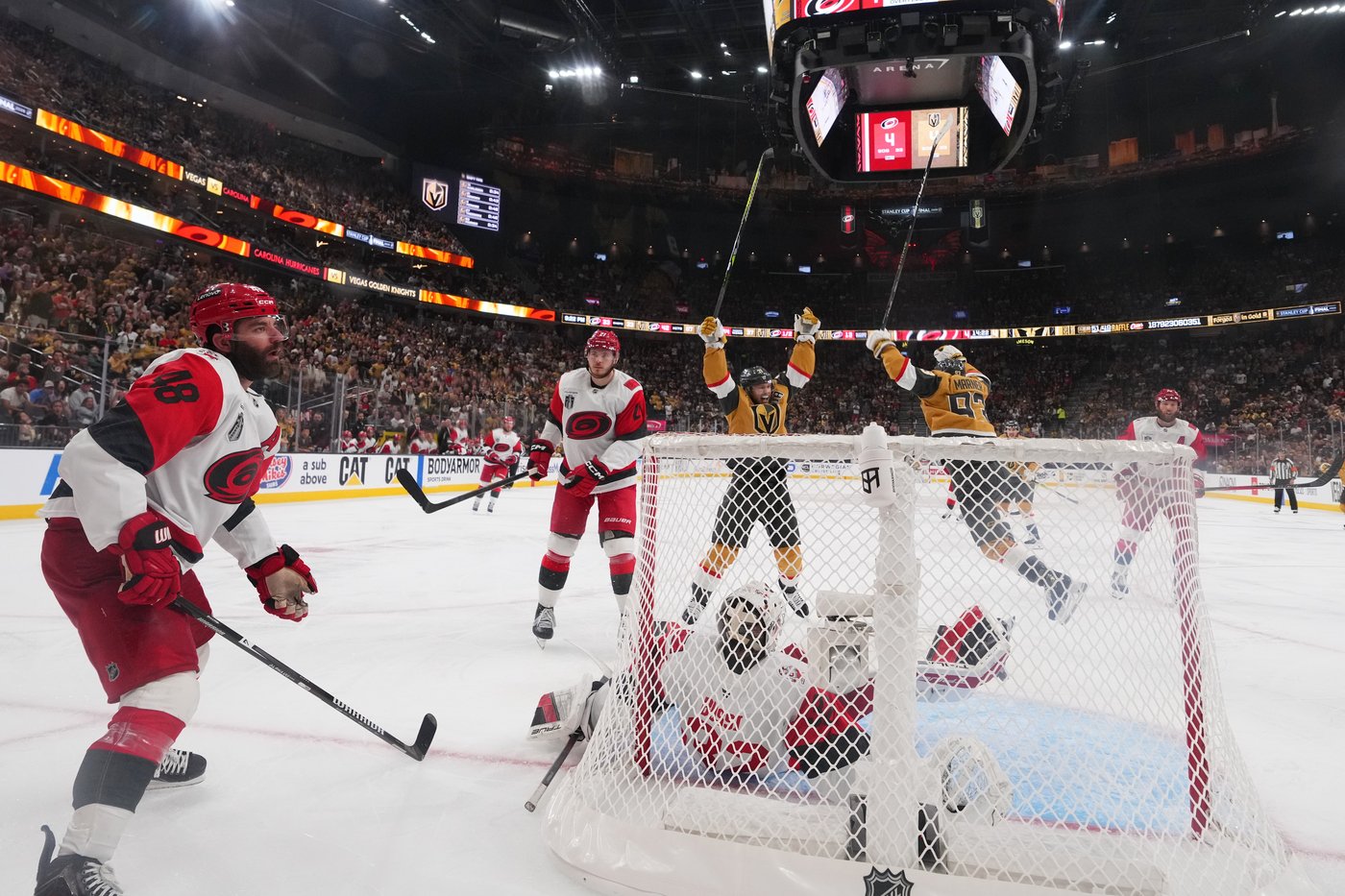 Golden Knights were the NHL's best 3rd-period team until 2 Hurricanes comebacks | iNFOnews.ca