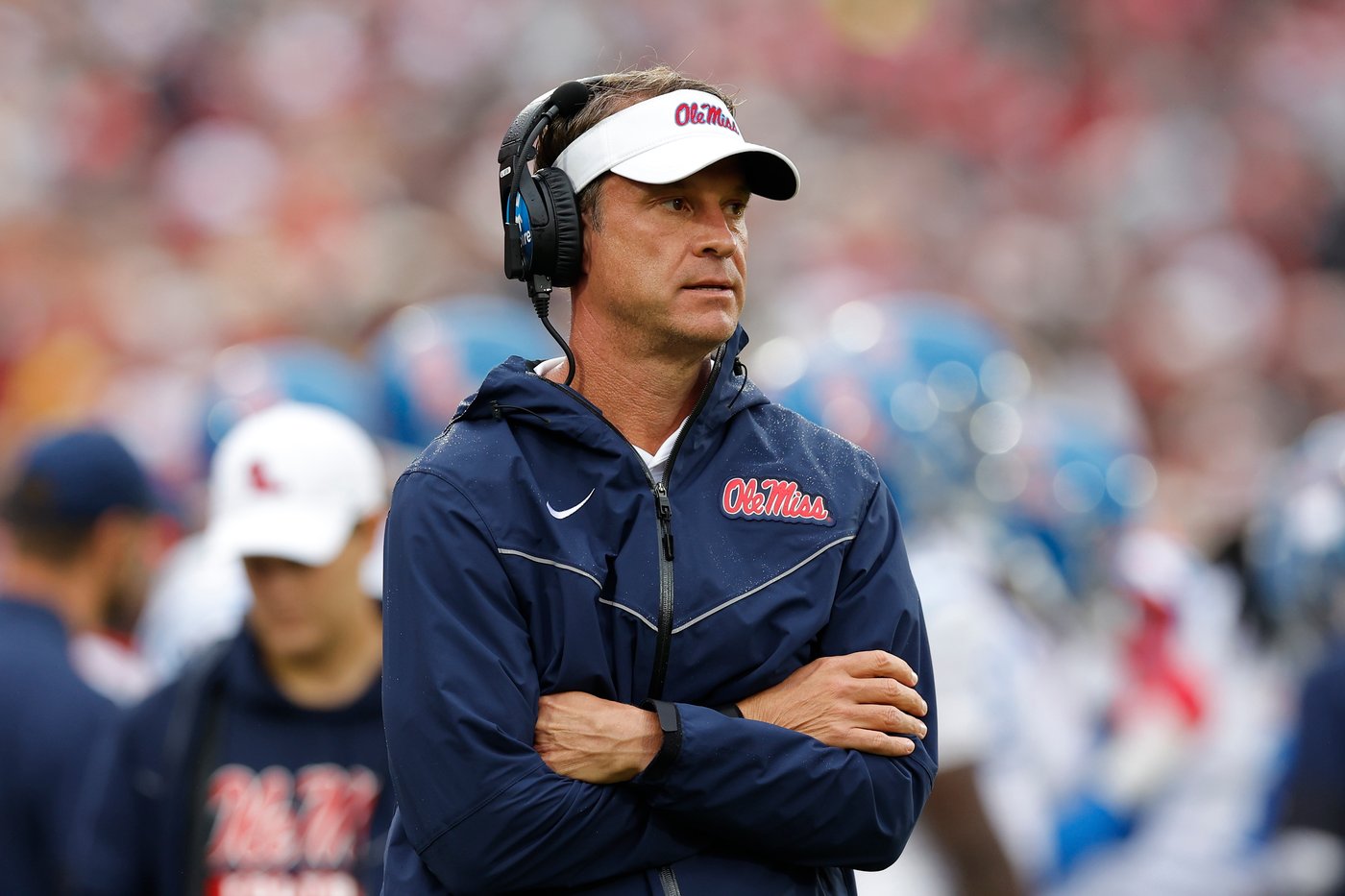 Mississippi's AD prepares again to keep Lane Kiffin with big coaching jobs available | iNFOnews.ca Mississippi's AD prepares again to keep Lane Kiffin with big coaching jobs available | iNFOnews.ca