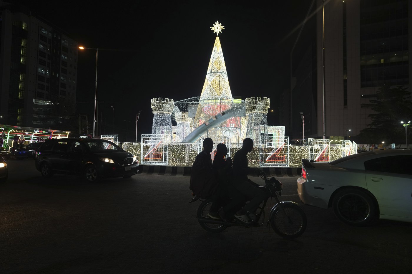 Why did at least 67 people die in Christmas charity stampedes in struggling Nigeria? | iNFOnews.ca Why did at least 67 people die in Christmas charity stampedes in struggling Nigeria? | iNFOnews.ca
