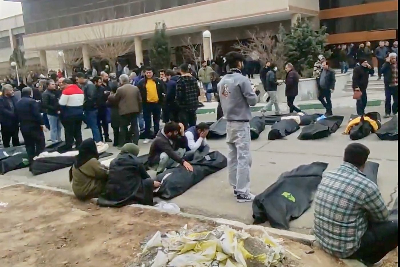 AP reporter speaks to Iranian doctors who say agents intimidated them and obstructed medical care | iNFOnews.ca