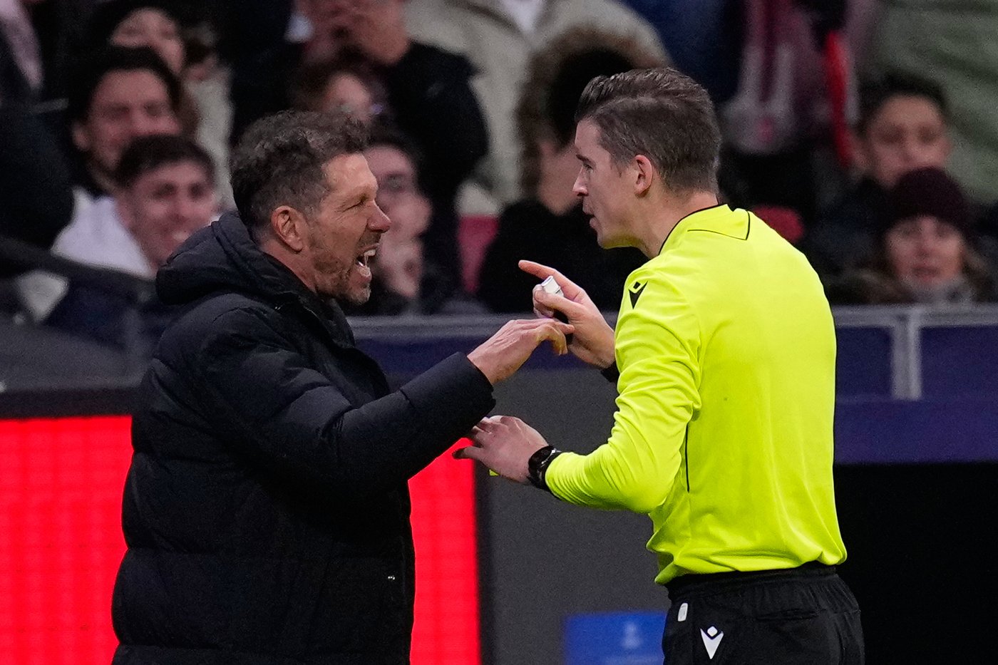 Atletico coach Simeone shows trademark emotions stopping Inter's winning run in Champions League | iNFOnews.ca