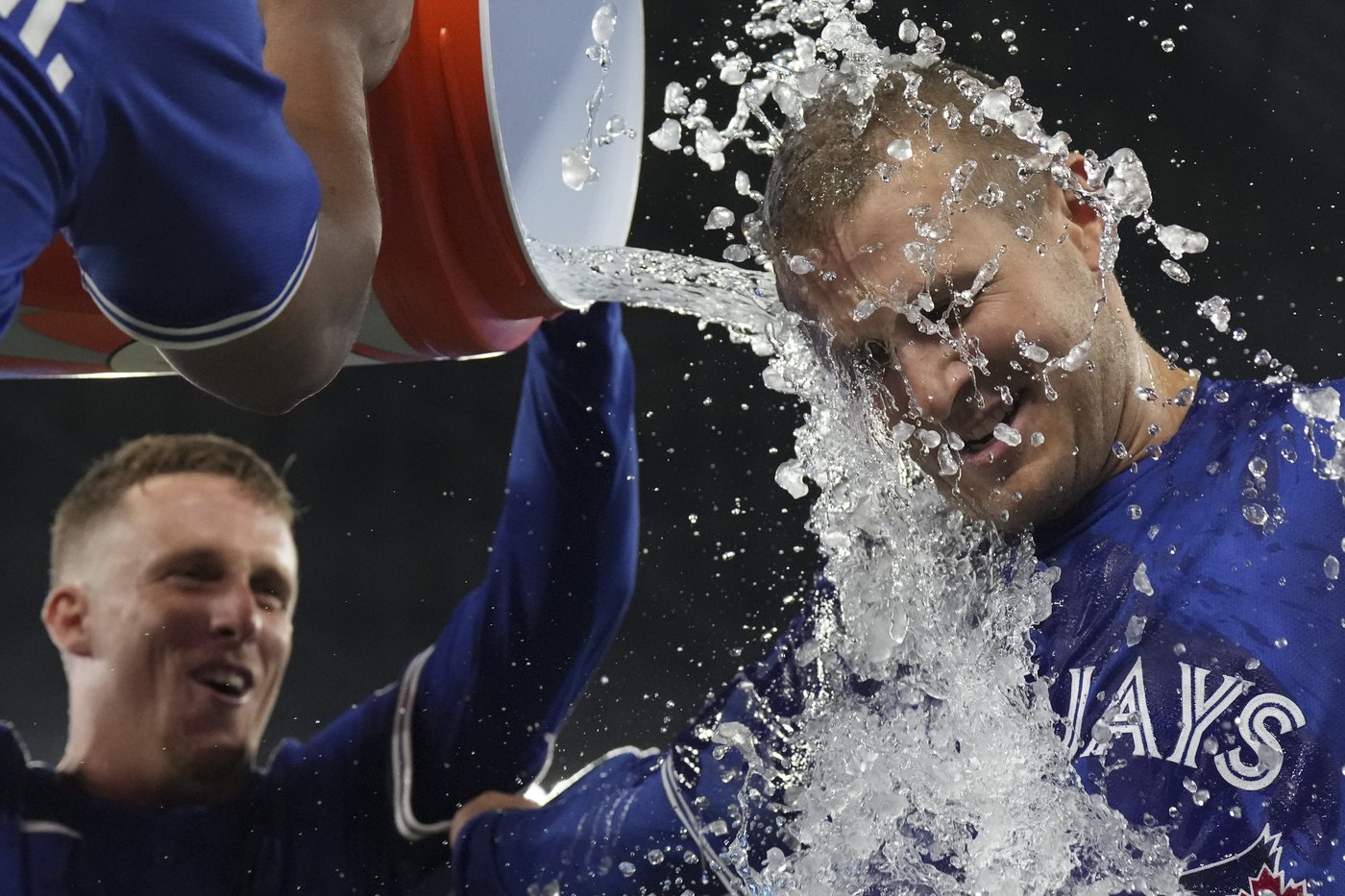 Varsho has the Blue Jays' biggest hit of the year as Toronto trims magic number to 3 | iNFOnews.ca