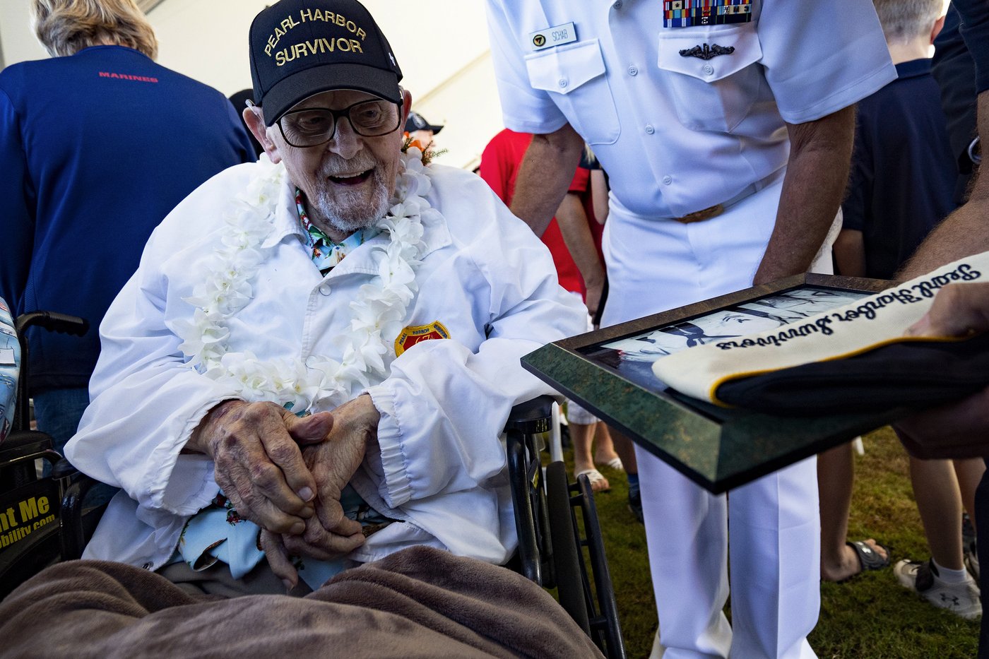2 Pearl Harbor survivors, ages 104 and 102, return to Hawaii to honor those killed in 1941 attack | iNFOnews.ca 2 Pearl Harbor survivors, ages 104 and 102, return to Hawaii to honor those killed in 1941 attack | iNFOnews.ca