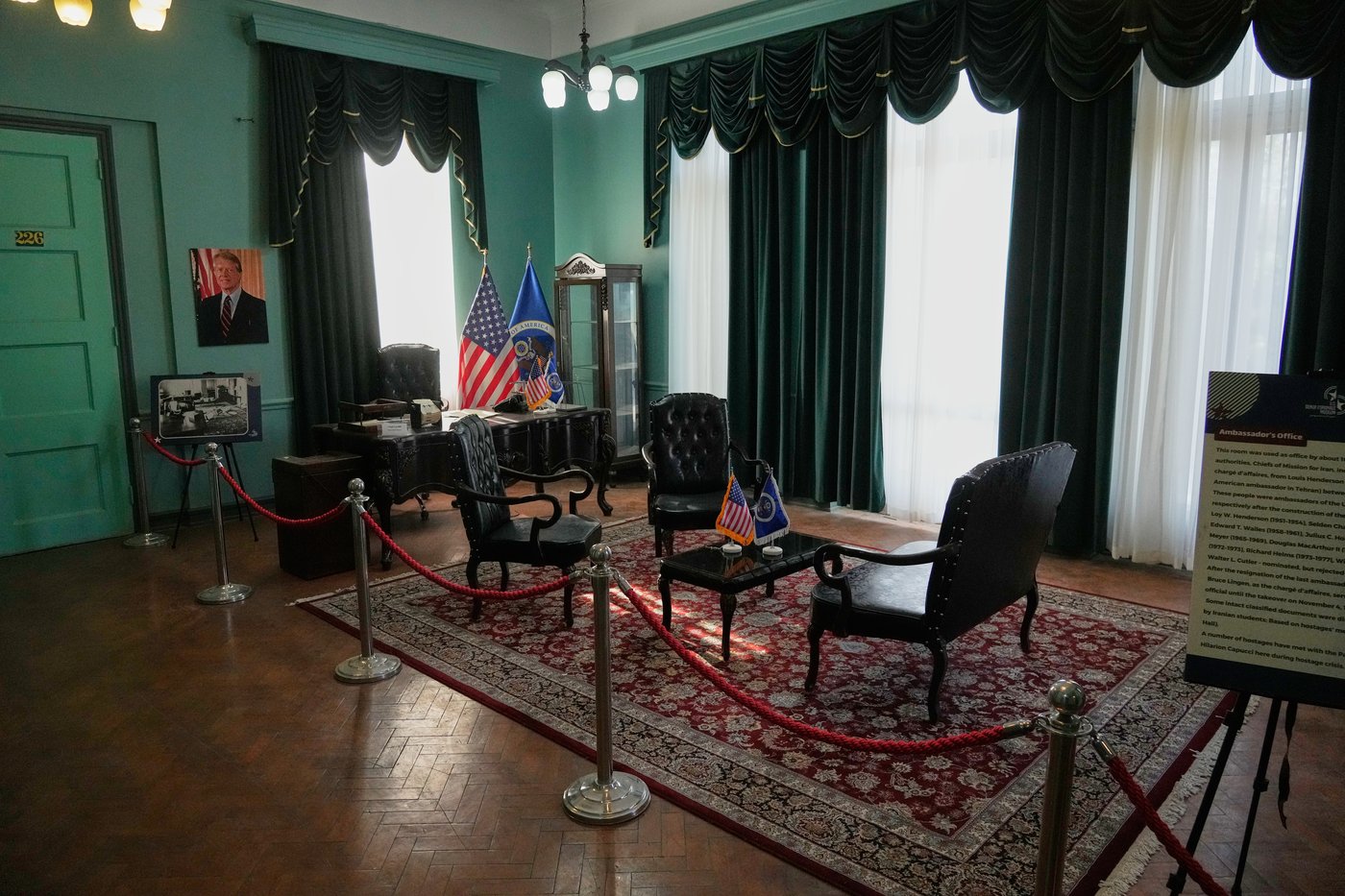 Inside Tehran's former U.S. Embassy, now an anti-American museum, in photos | iNFOnews.ca