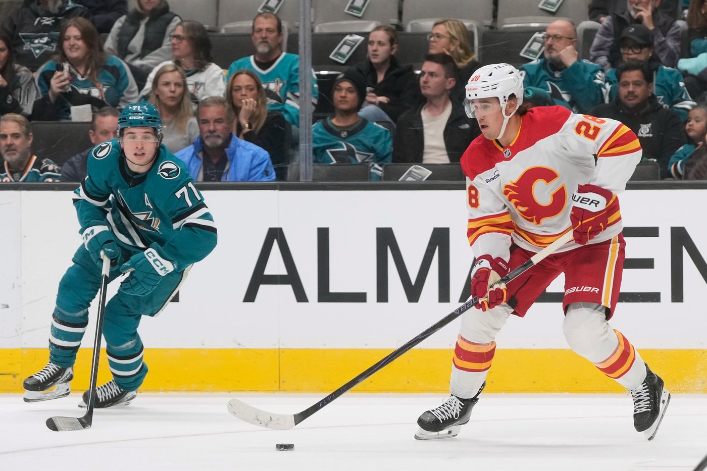 Nazem Kadri scores 2 goals to lead the Flames to a 4-1 win over the Sharks | iNFOnews.ca Nazem Kadri scores 2 goals to lead the Flames to a 4-1 win over the Sharks | iNFOnews.ca