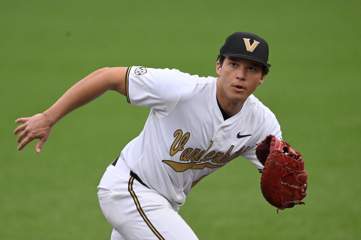 College Baseball Notebook: Walk-off wins are becoming routine for Vanderbilt | iNFOnews.ca