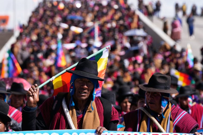 Clashes erupt in Bolivia as miners set off dynamite and police fire tear gas | iNFOnews.ca