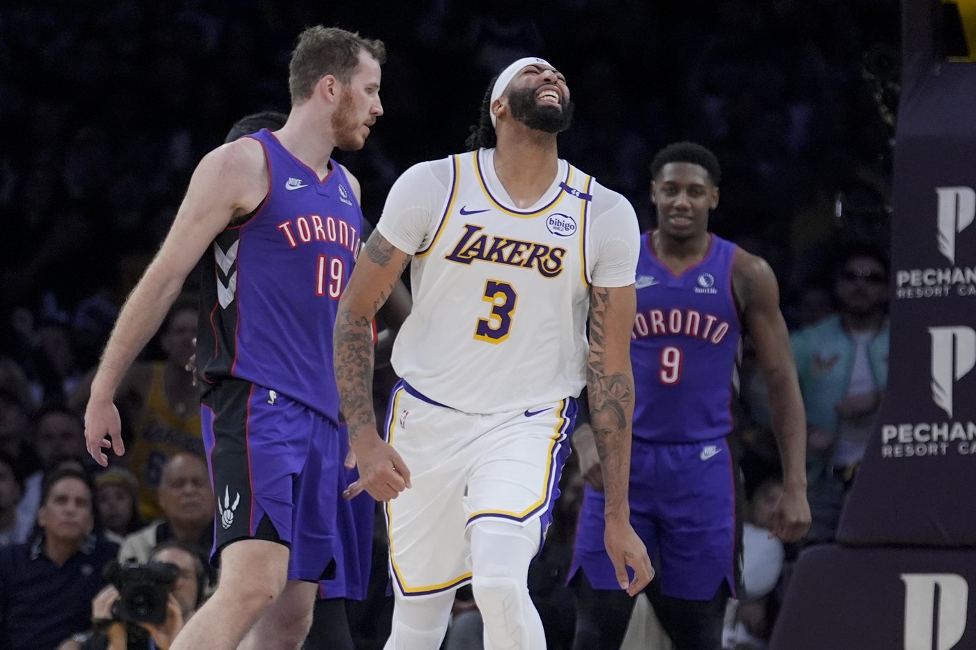LeBron James gets 2nd straight triple-double as Lakers dunk Raptors 123-103 | iNFOnews.ca LeBron James gets 2nd straight triple-double as Lakers dunk Raptors 123-103 | iNFOnews.ca