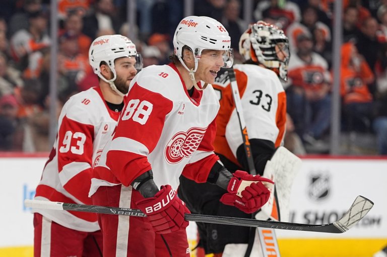 Kane scores pivotal goal as Red Wings beat Flyers 4-2 in a playoff-race swing | iNFOnews.ca