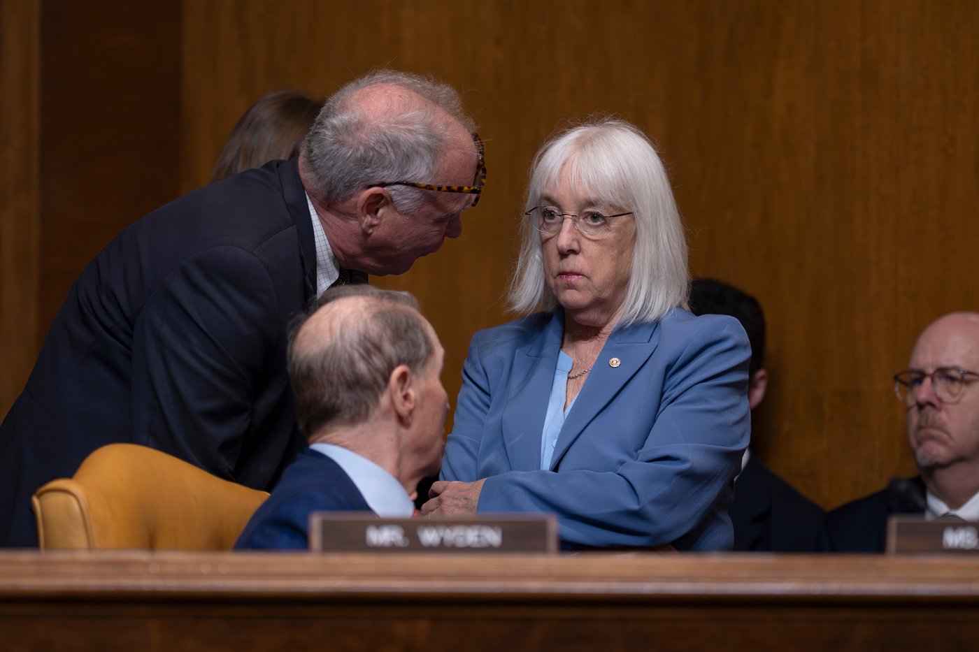 Senate extends surveillance powers until April 30 after chaotic votes in House | iNFOnews.ca Senate extends surveillance powers until April 30 after chaotic votes in House | iNFOnews.ca