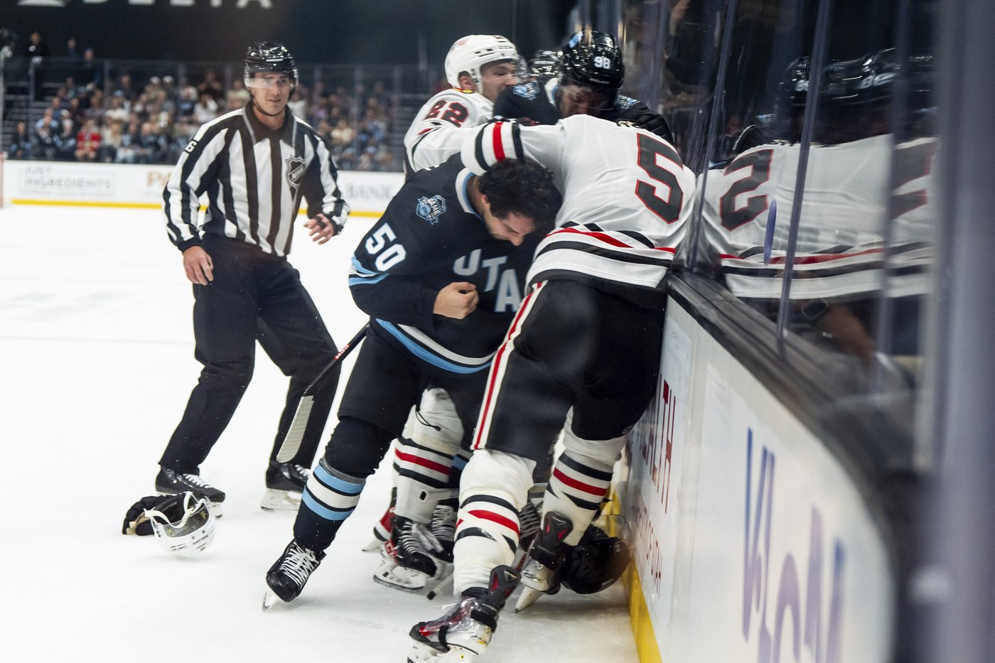 Dylan Guenther scores twice, leads Utah to 5-2 win over Chicago | iNFOnews.ca Dylan Guenther scores twice, leads Utah to 5-2 win over Chicago | iNFOnews.ca