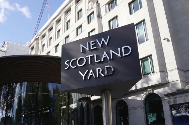 UK police arrest 3 men in London on suspicion of spying for Russia | iNFOnews.ca