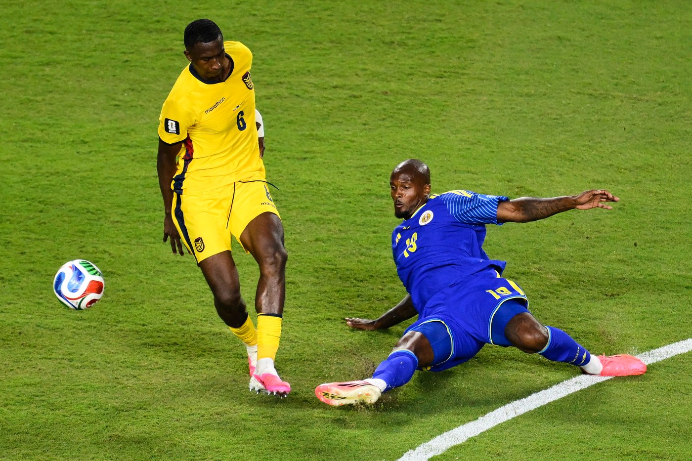 Curacao’s Eloy Room makes 15 saves, sends island nation to 0-0 draw with Ecuador in World Cup | iNFOnews.ca