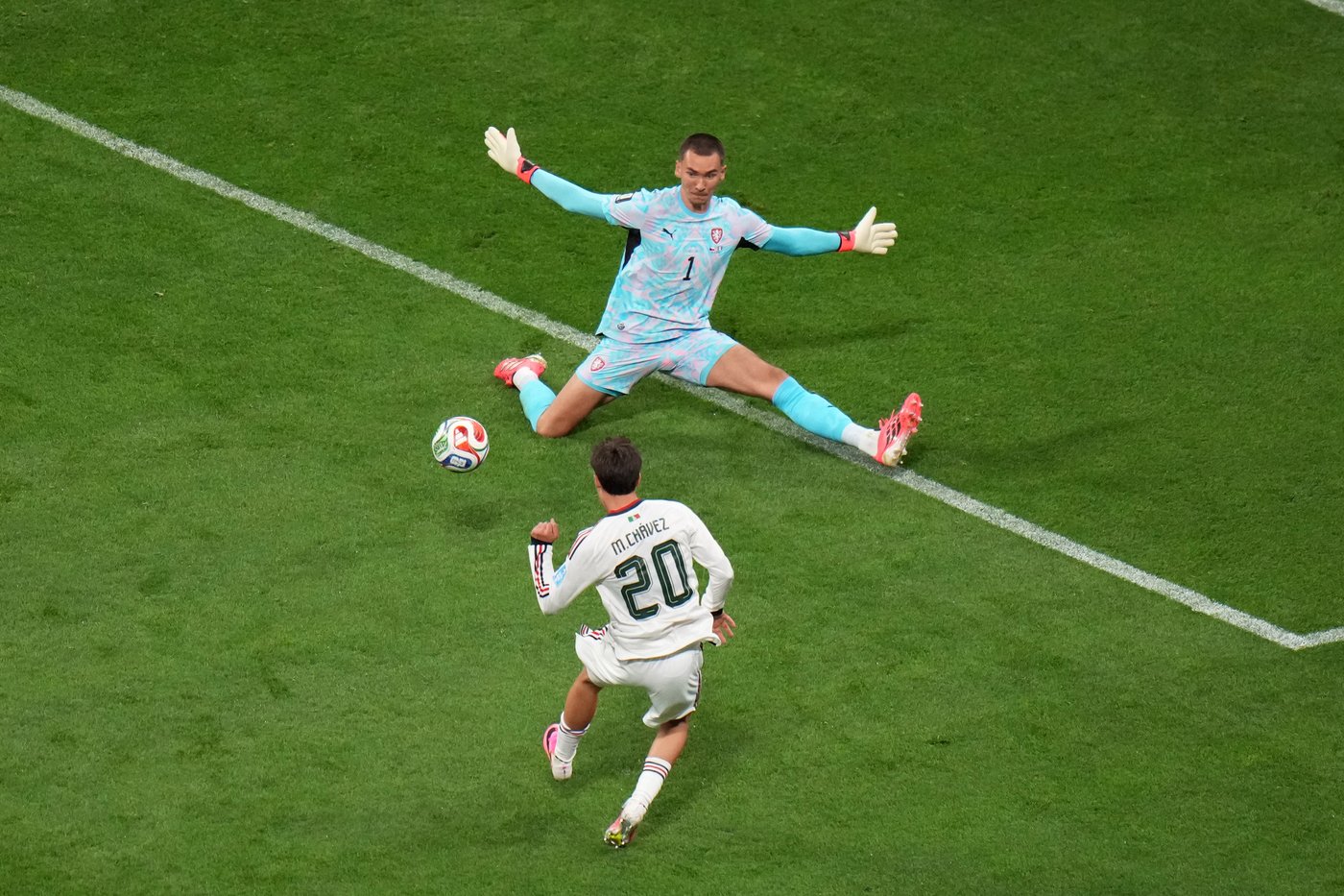 Mexico beats Czech Republic 3-0 to win all 3 World Cup group-stage matches for 1st time | iNFOnews.ca Mexico beats Czech Republic 3-0 to win all 3 World Cup group-stage matches for 1st time | iNFOnews.ca