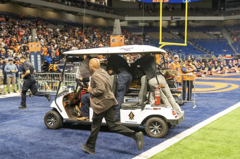 US airman who died after rappel fall at a college football game in Texas is identified | iNFOnews.ca