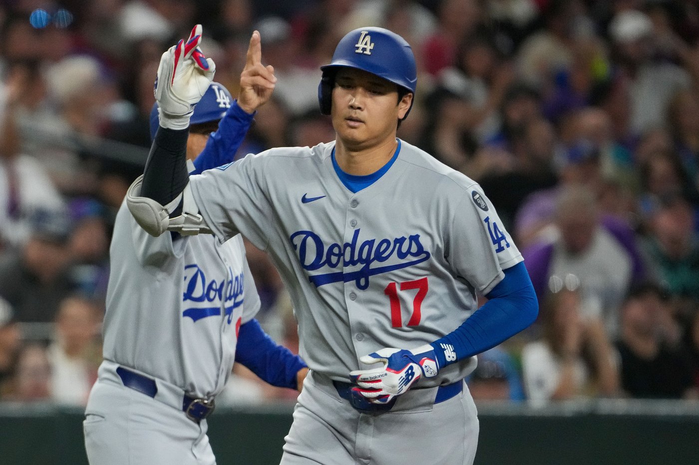 Ohtani hits 54th homer as Dodgers beat Diamondbacks 8-0 for 12th NL West title in 13 years | iNFOnews.ca Ohtani hits 54th homer as Dodgers beat Diamondbacks 8-0 for 12th NL West title in 13 years | iNFOnews.ca