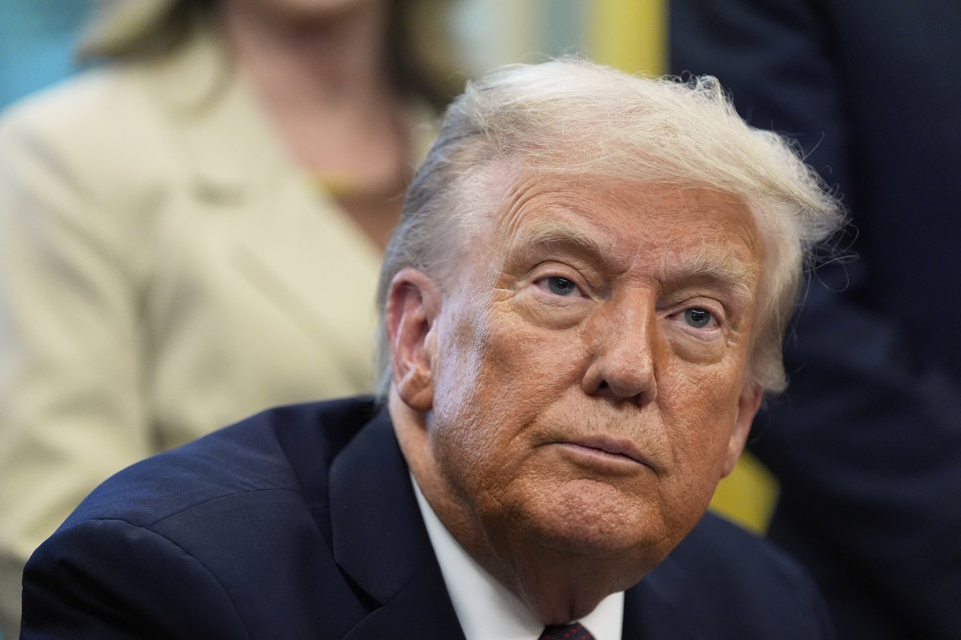 Trump wouldn't call Minnesota governor after Democrat was slain but now blames him for raised flags | iNFOnews.ca