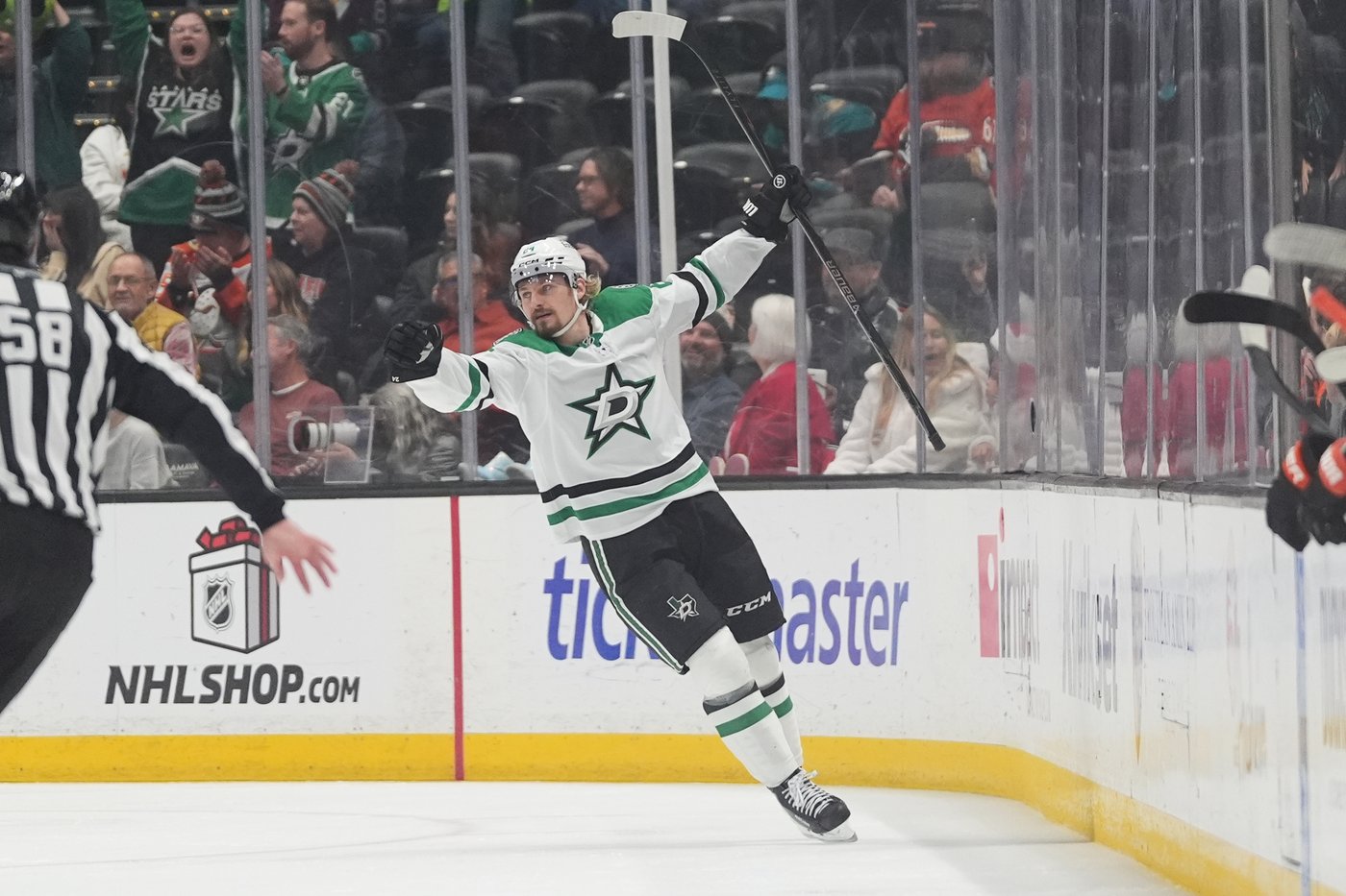 Finland unveils roster for the Winter Olympics and leaves off injured captain Aleksander Barkov | iNFOnews.ca