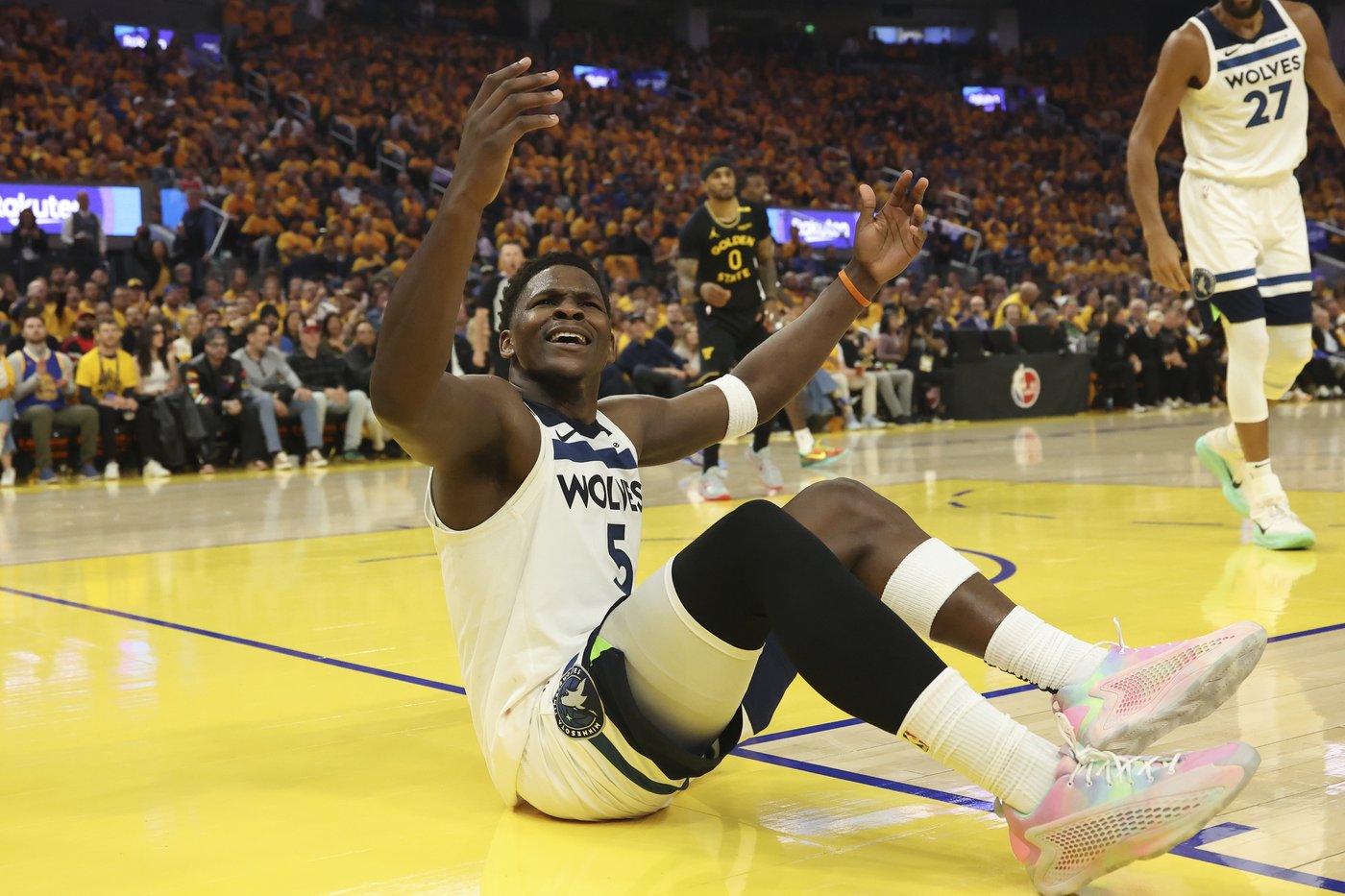 Warriors struggle again to stop Timberwolves stars Edwards and Randle | iNFOnews.ca Warriors struggle again to stop Timberwolves stars Edwards and Randle | iNFOnews.ca