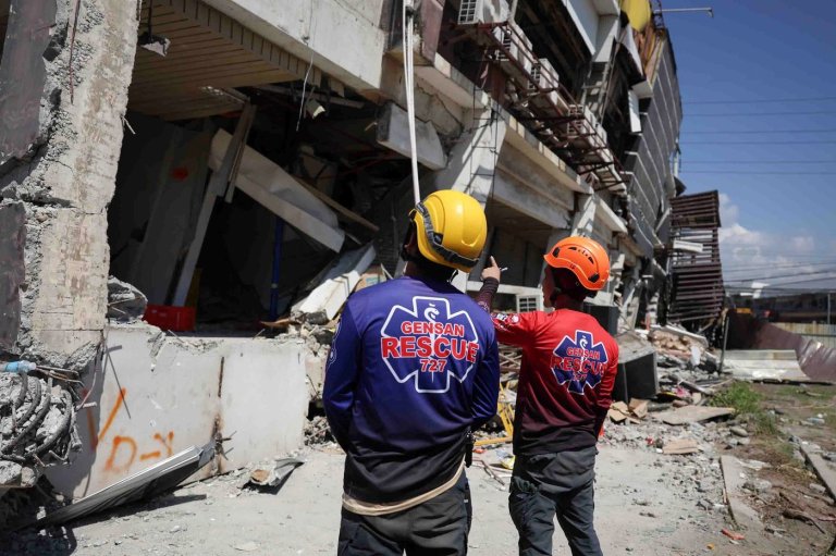 20,000 people displaced by the Philippine earthquake that killed at least 37 | iNFOnews.ca