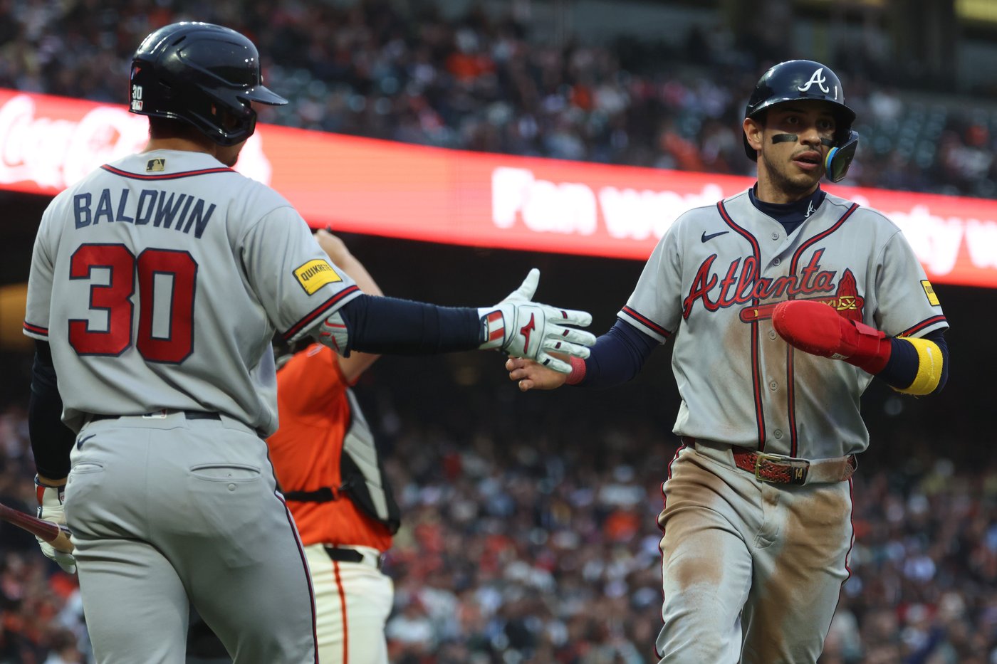 Dubon's 2 hits and 2 runs against former team leads Braves over Giants 3-1 | iNFOnews.ca