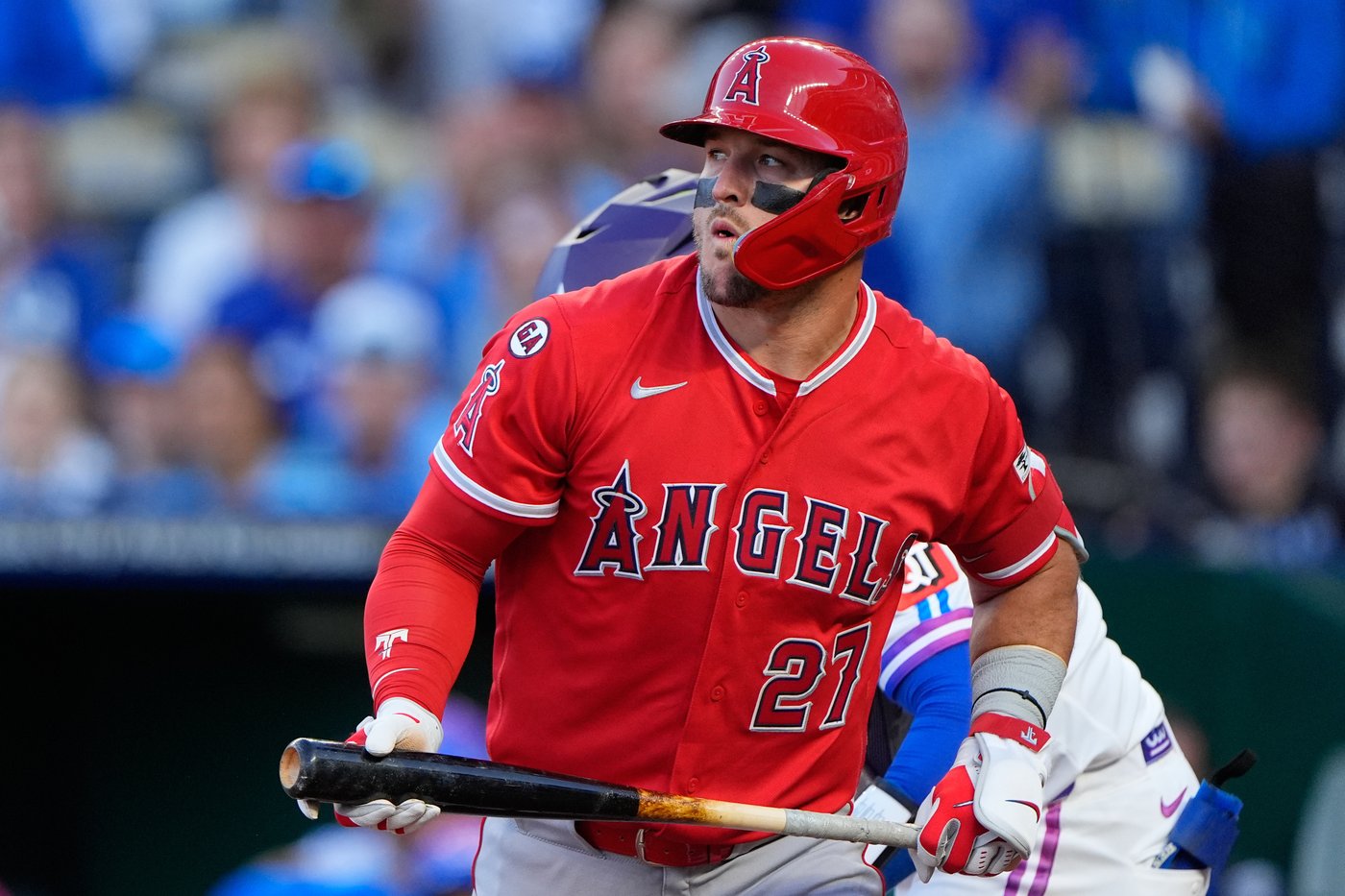 Collins' 2 RBIs, Cameron's 6 strikeouts help the Royals to a 6-3 win over Angels | iNFOnews.ca
