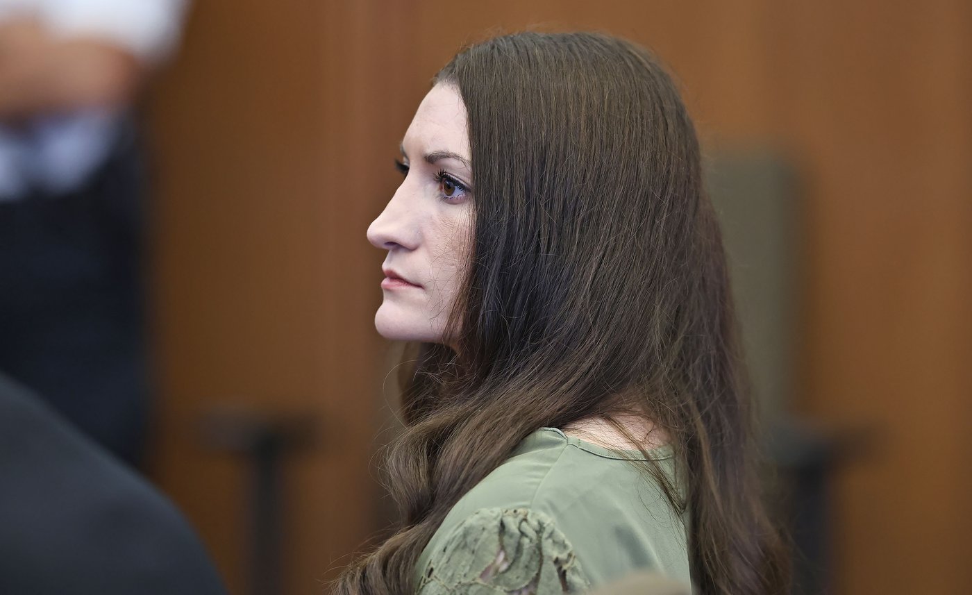 Judge in Lindsay Clancy case says he'll declare a mistrial, then gives defense 1 hour to appeal | iNFOnews.ca Judge in Lindsay Clancy case says he'll declare a mistrial, then gives defense 1 hour to appeal | iNFOnews.ca
