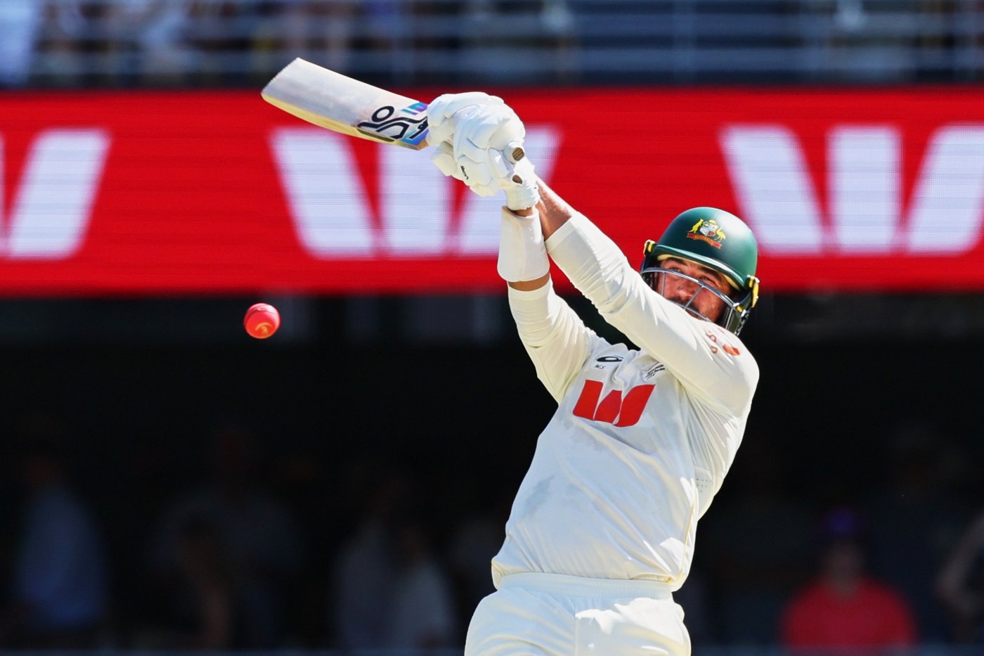 Starc's unbeaten 46 extends Australia's lead to 116 on Day 3 of 2nd Ashes test | iNFOnews.ca Starc's unbeaten 46 extends Australia's lead to 116 on Day 3 of 2nd Ashes test | iNFOnews.ca