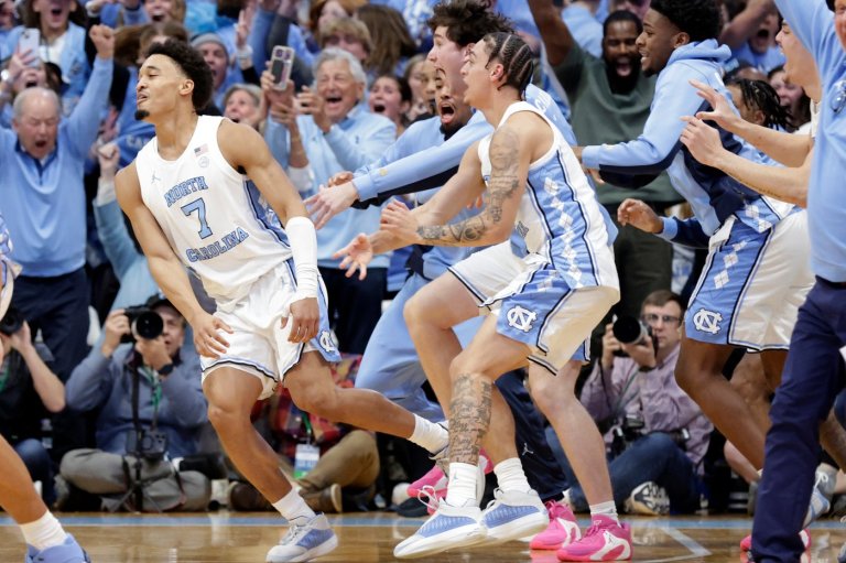 Seth Trimble hits late 3 to lift No. 14 UNC past No. 4 Duke 71-68 in stunning rivalry finish | iNFOnews.ca