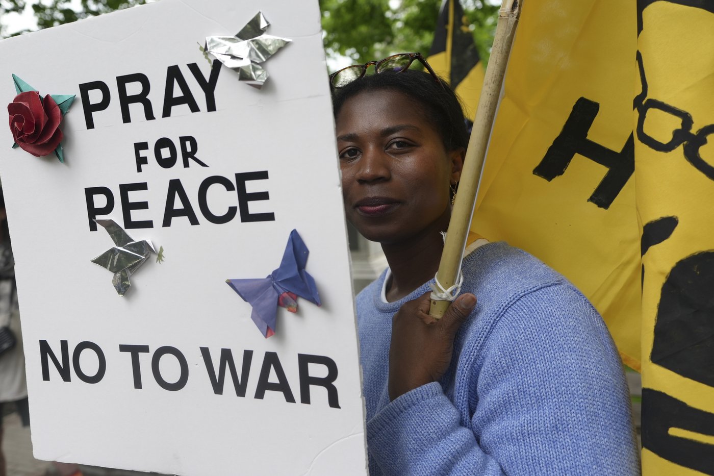 Quakers march against Trump’s crackdown on immigrants carrying on their long faith tradition | iNFOnews.ca Quakers march against Trump’s crackdown on immigrants carrying on their long faith tradition | iNFOnews.ca