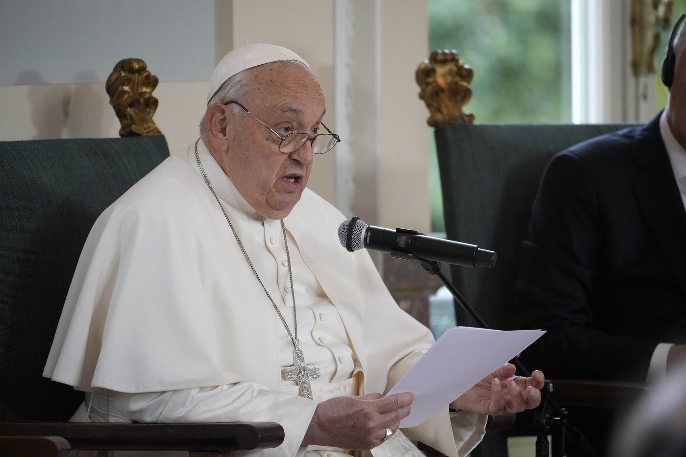 Pope gets an earful from Belgian king and abuse victims over scandals and failures to respond | iNFOnews.ca