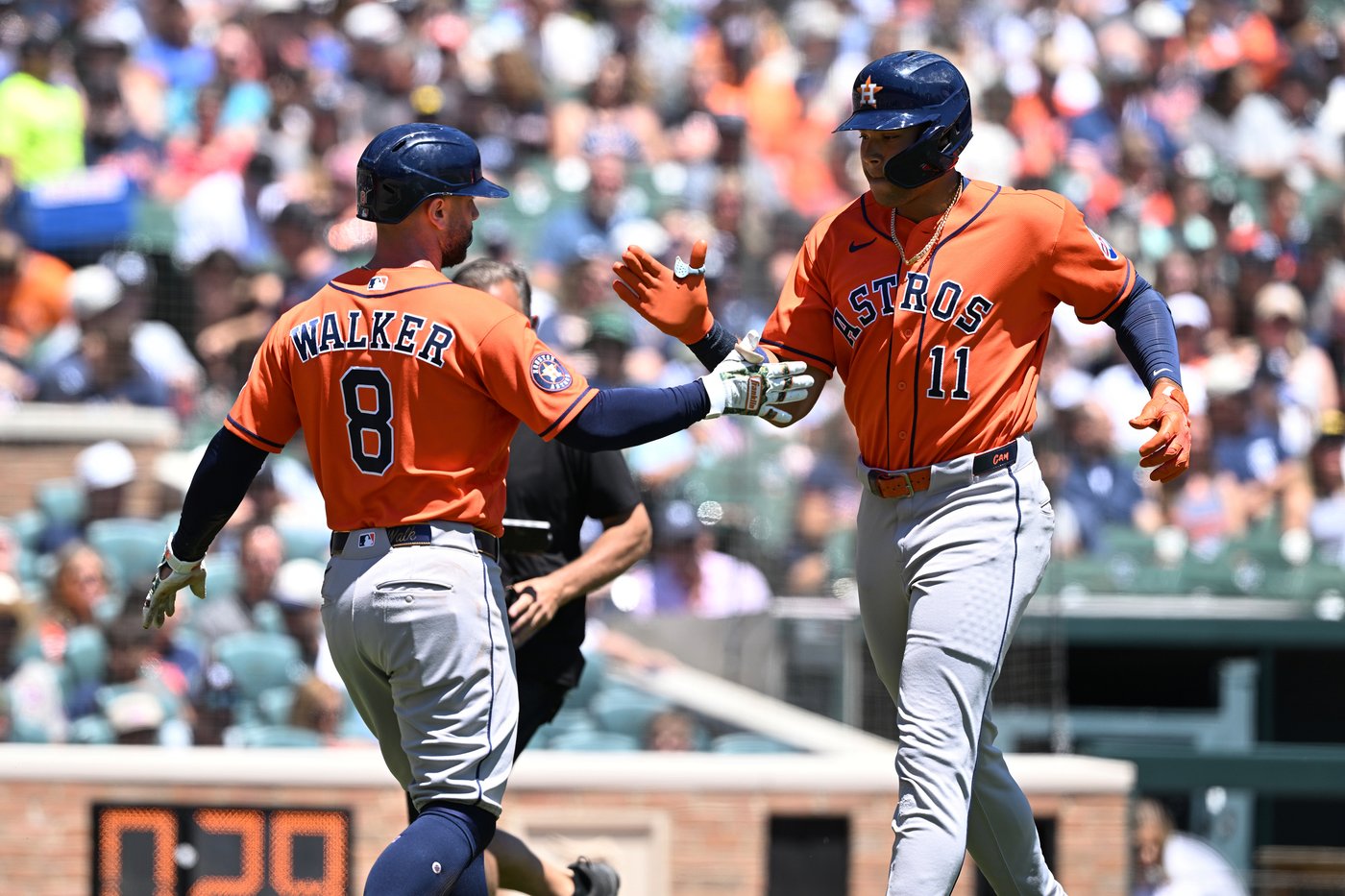 Astros rally for 8-6 win over Tigers, keeping AJ Hinch at 999 career victories | iNFOnews.ca Astros rally for 8-6 win over Tigers, keeping AJ Hinch at 999 career victories | iNFOnews.ca