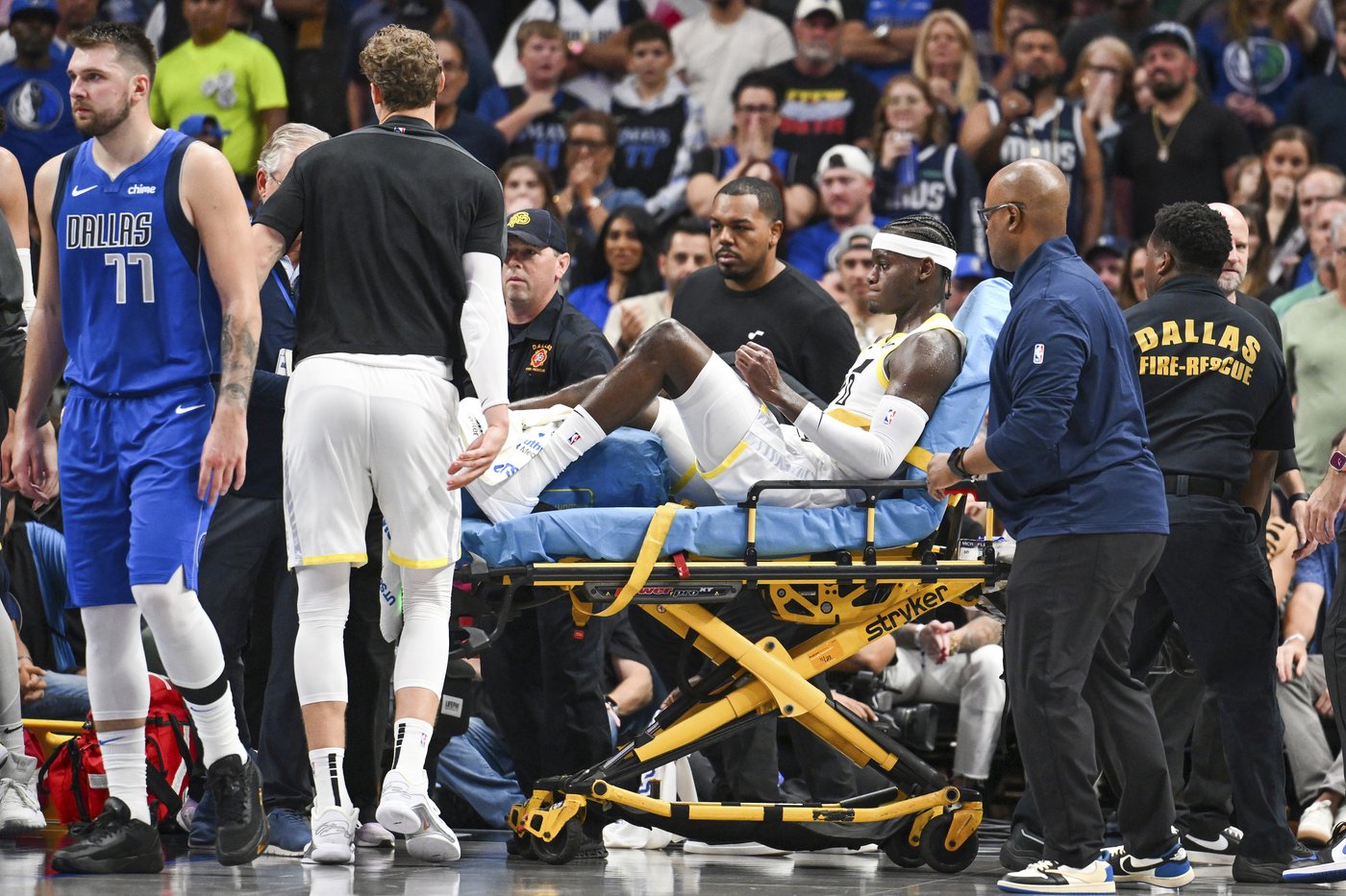 Jazz forward Taylor Hendricks is staying involved while rehabbing season-ending injury | iNFOnews.ca