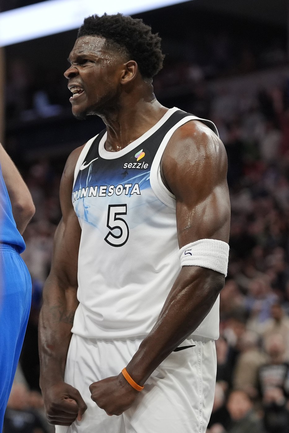 Naz Reid's 27 points help lead short-handed Timberwolves past West-leading Thunder 116-101 | iNFOnews.ca Naz Reid's 27 points help lead short-handed Timberwolves past West-leading Thunder 116-101 | iNFOnews.ca