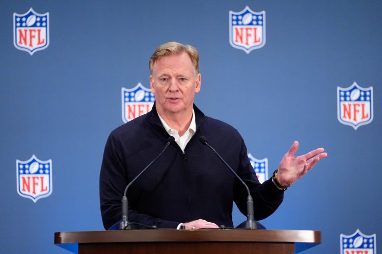 Roger Goodell says the NFL welcomes a review of how Eagles handled Jalen Hurts' blood clots | iNFOnews.ca