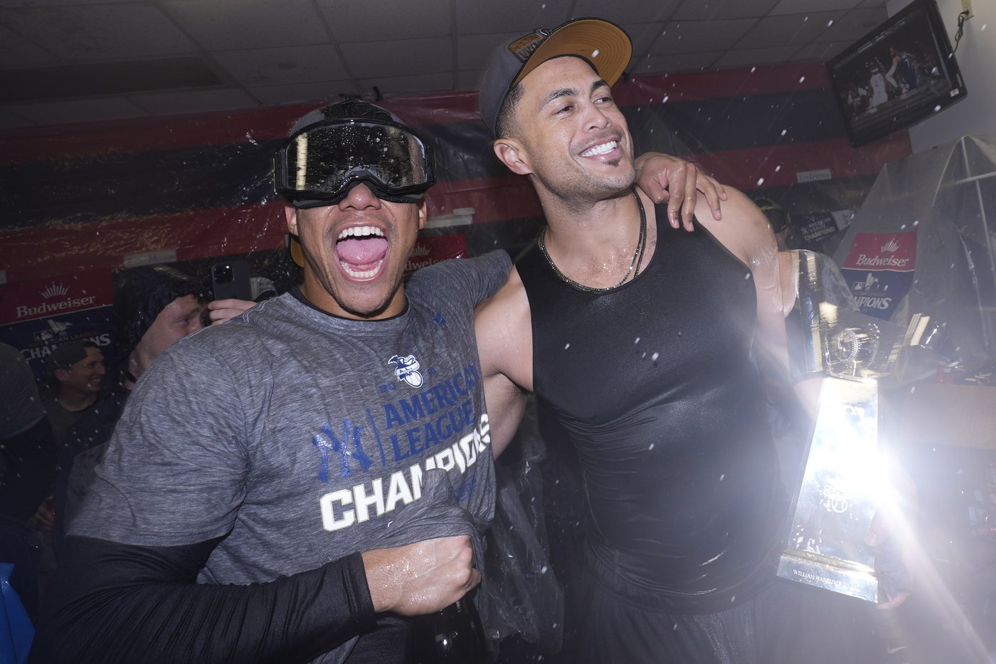 Juan Soto's 3-run homer in 10th sends Yankees past Guardians 5-2 and into World Series for 41st time | iNFOnews.ca