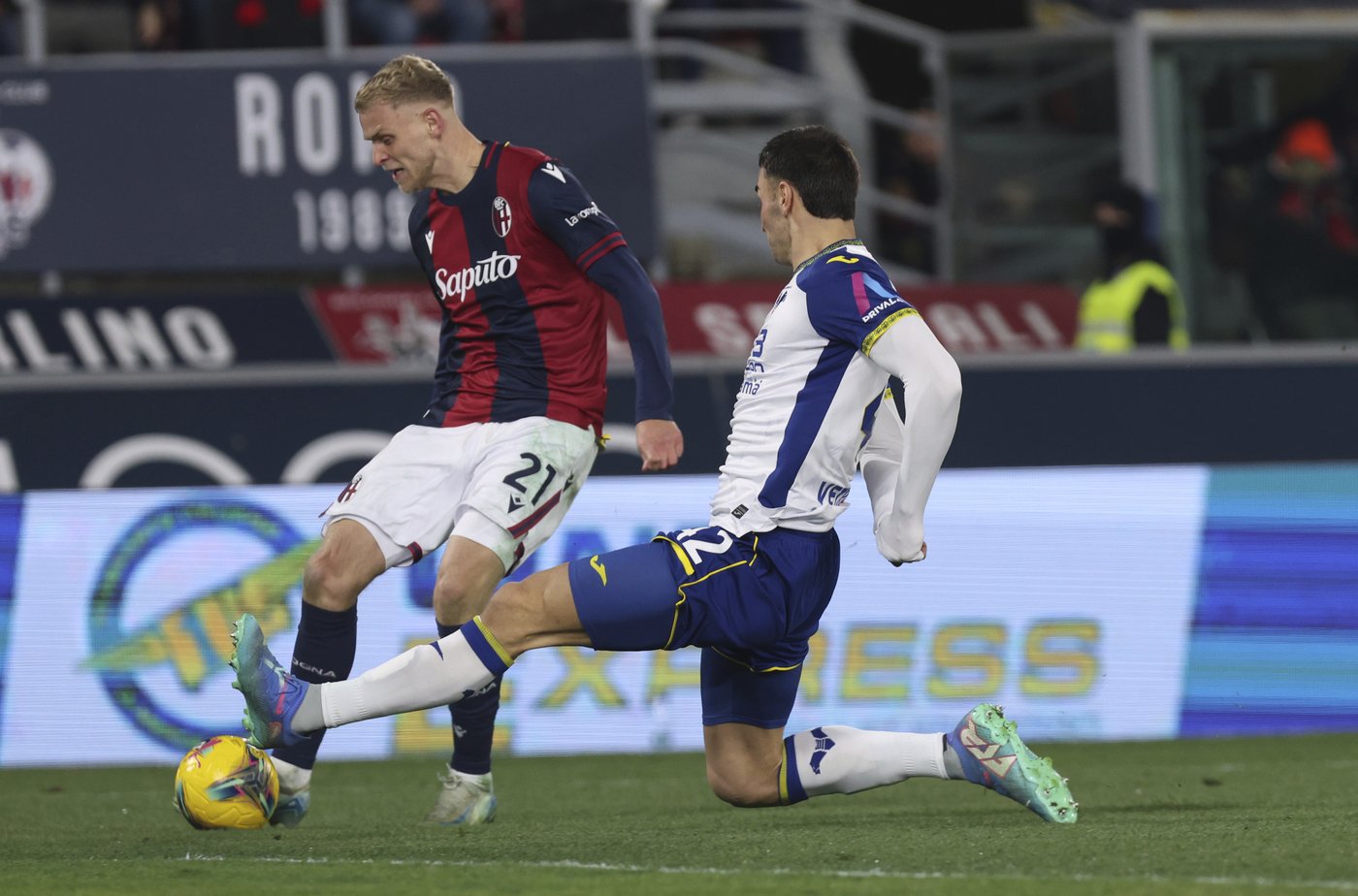 Verona wins 3-2 at 10-man Bologna in Serie A thanks to late own-goal | iNFOnews.ca