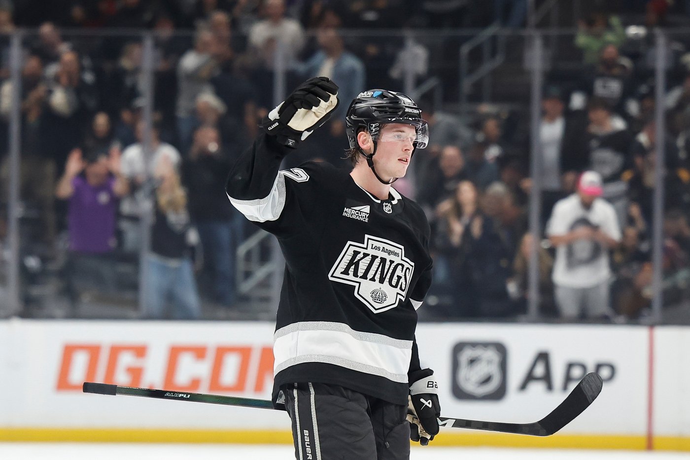 McDavid's 3-point first period propels Oilers past winless Kings 4-1 for 5th straight win | iNFOnews.ca McDavid's 3-point first period propels Oilers past winless Kings 4-1 for 5th straight win | iNFOnews.ca