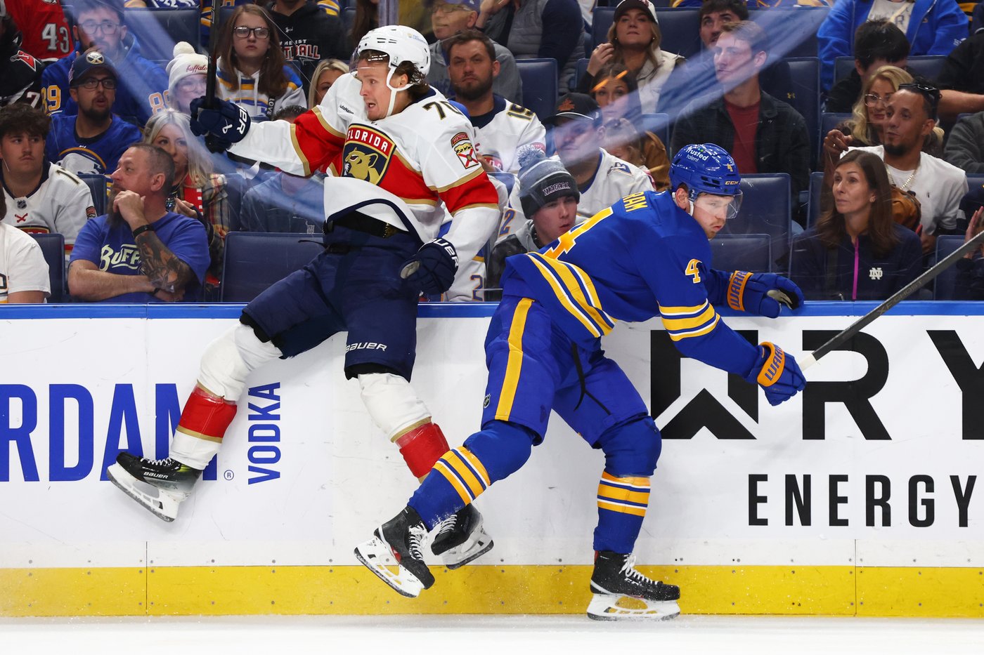 NHL roundup: Zucker scores the winner as surging Sabres pounce on Panthers 5-3 | iNFOnews.ca