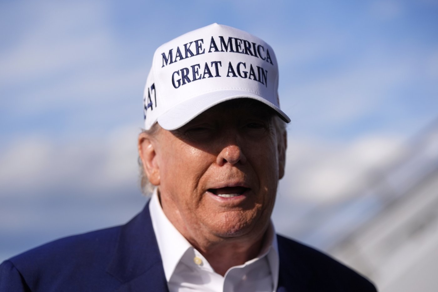 President Donald Trump says Russian leader Vladimir Putin 'has gone absolutely CRAZY!' | iNFOnews.ca