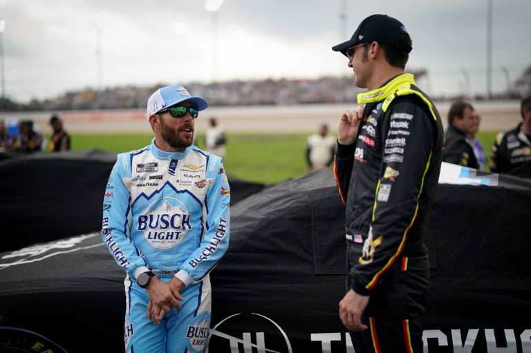 NASCAR heads onto eye-popping Naval Base Coronado in its latest Cup Series race | iNFOnews.ca