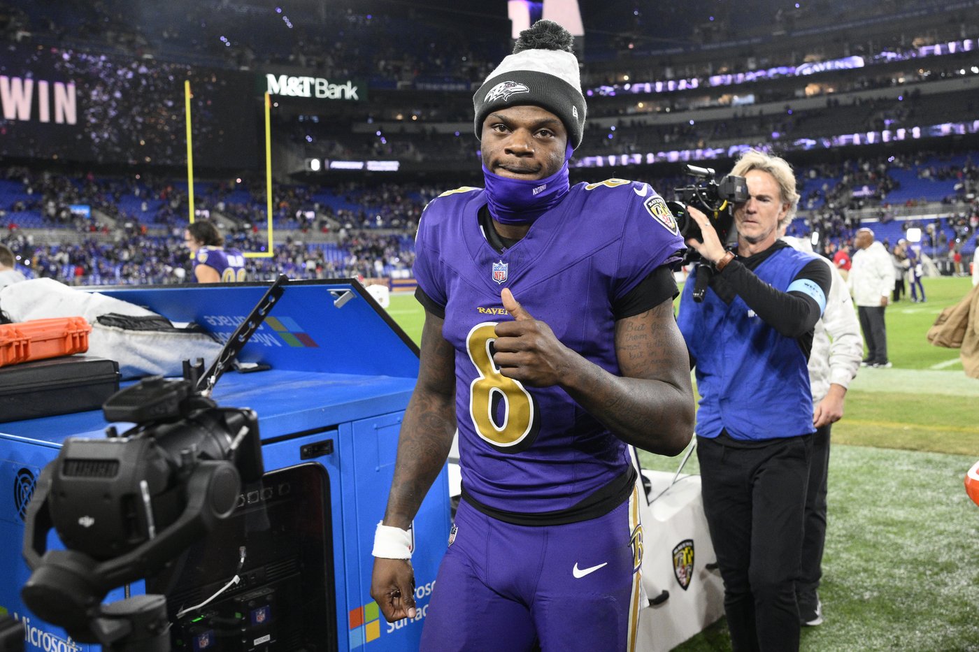 Jackson leads rally, and Ravens stop 2-point attempt to hold off Bengals 35-34 | iNFOnews.ca Jackson leads rally, and Ravens stop 2-point attempt to hold off Bengals 35-34 | iNFOnews.ca
