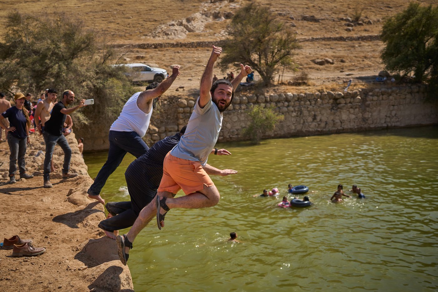 Far-right settlers divert West Bank spring water as Israel backs heritage site takeovers | iNFOnews.ca