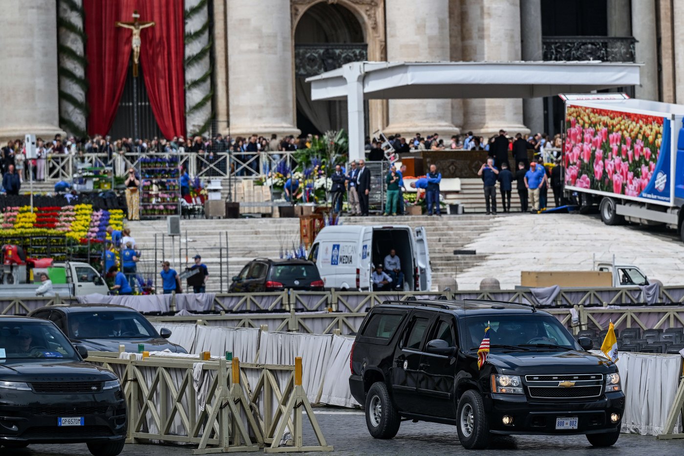 Vatican notes 'exchange of opinions' over migrants, prisoners in meeting with Vance | iNFOnews.ca